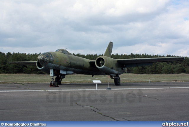 208, Ilyushin Il-28, East German Air Force