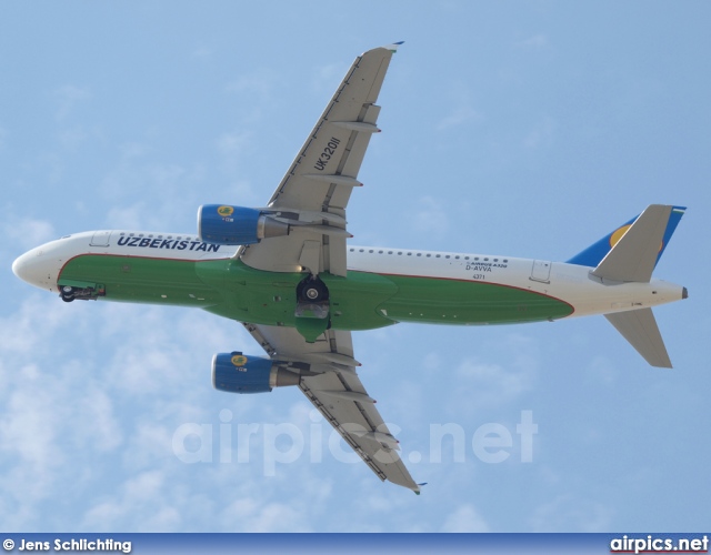 UK-32011, Airbus A320-200, Uzbekistan Airways