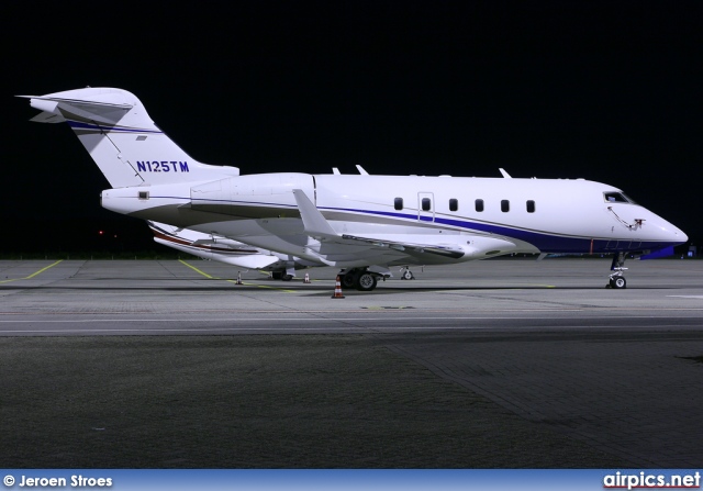 N125TM, Bombardier Challenger 300-BD-100, Private
