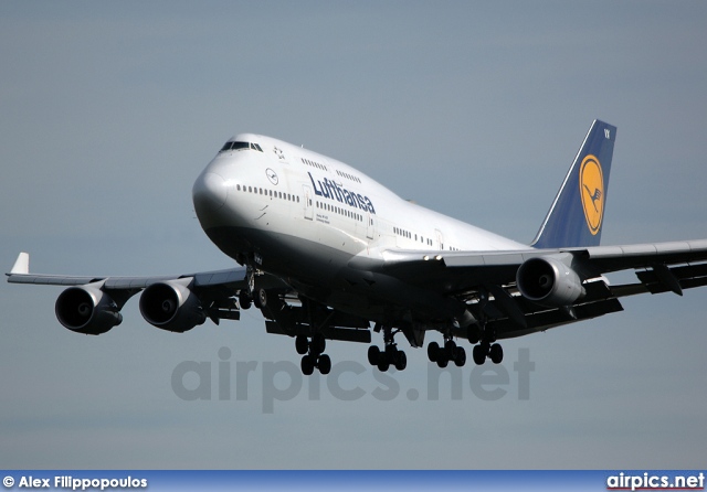 D-ABVX, Boeing 747-400, Lufthansa