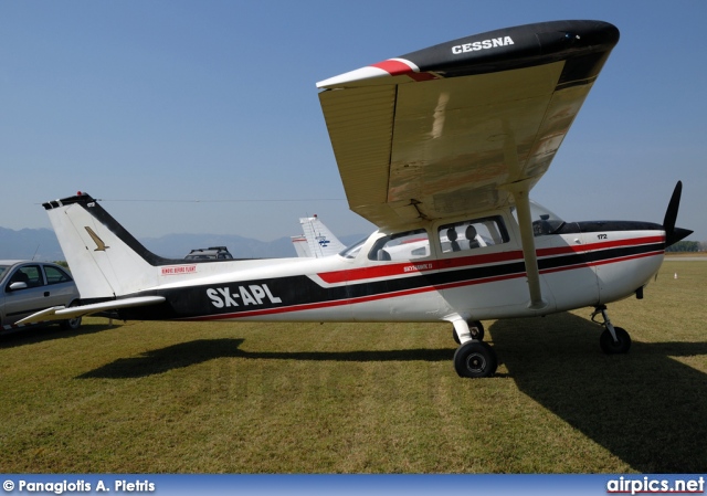 SX-APL, Cessna 172-M Skyhawk, Private