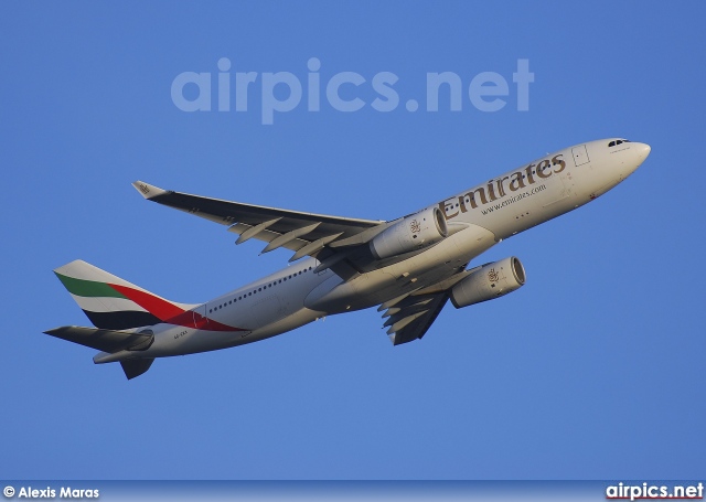 A6-EKX, Airbus A330-200, Emirates