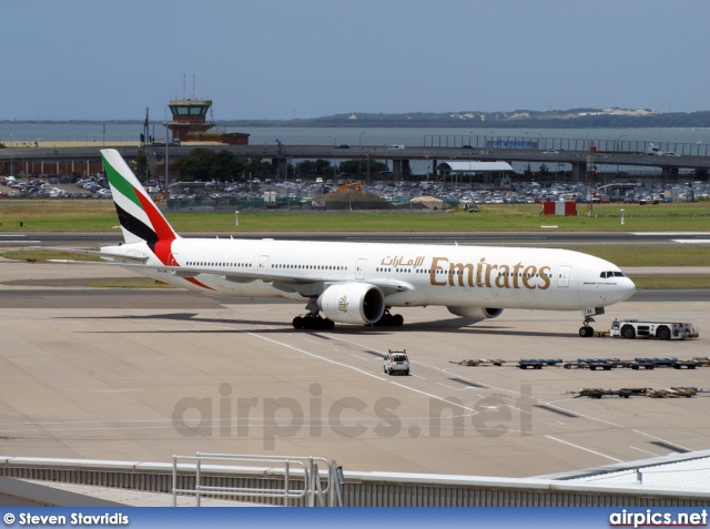 A6-EBE, Boeing 777-300ER, Emirates