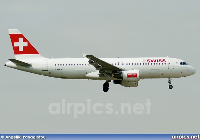 HB-IJE, Airbus A320-200, Swiss International Air Lines