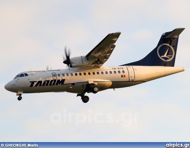 YR-ATE, ATR 42-500, Tarom