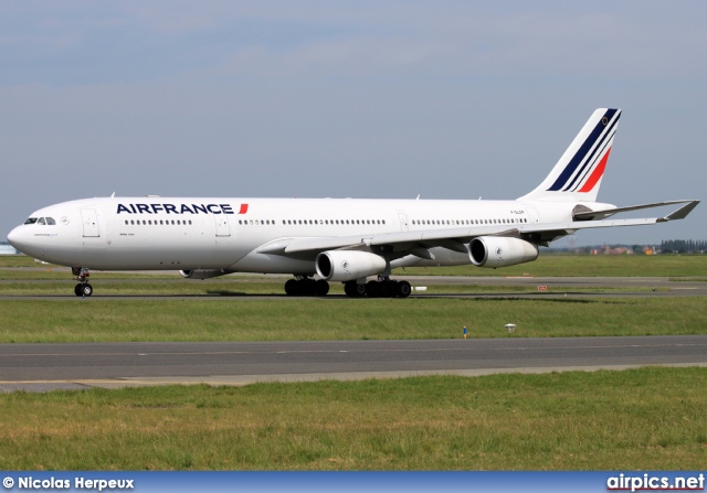 F-GLZM, Airbus A340-300, Air France