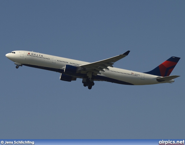 N801NW, Airbus A330-300, Delta Air Lines