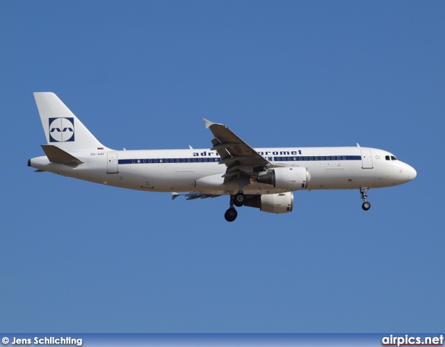 S5-AAT, Airbus A320-200, Adria Airways