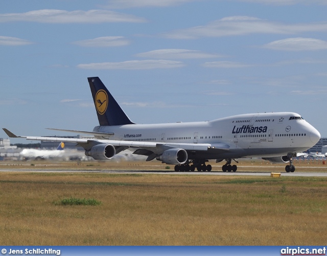 D-ABVY, Boeing 747-400, Lufthansa