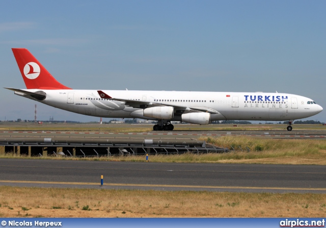 TC-JIH, Airbus A340-300, Turkish Airlines