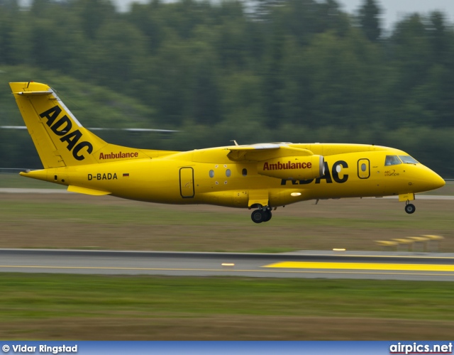 D-BADA, Fairchild Dornier (AvCraft) 328JET, ADAC