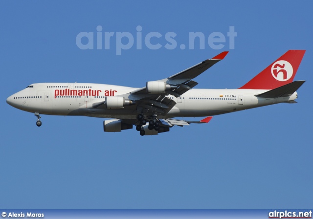 EC-LNA, Boeing 747-400, Pullmantur Air