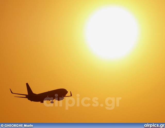 OE-LNR, Boeing 737-800, Austrian