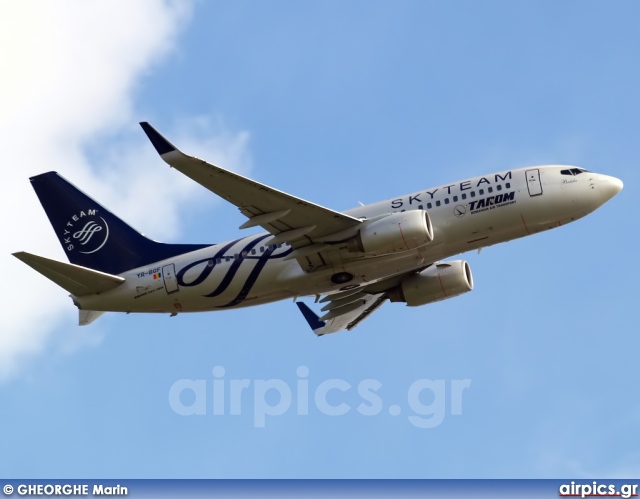 YR-BGF, Boeing 737-700, Tarom