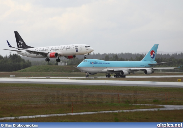 LN-RRL, Boeing 737-800, SAS Norge