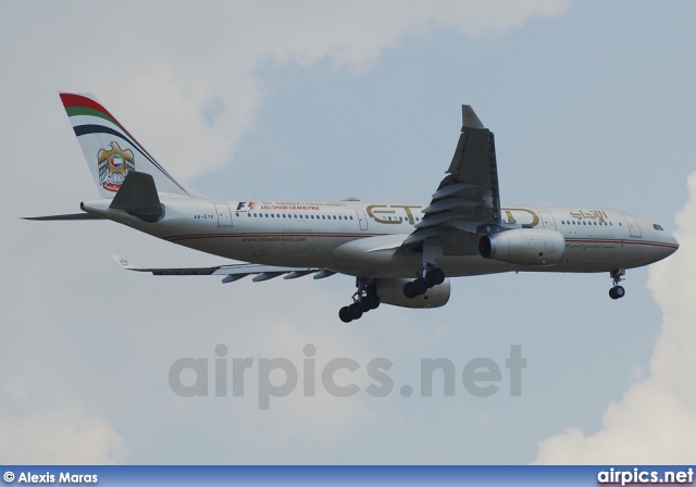 A6-EYK, Airbus A330-200, Etihad Airways