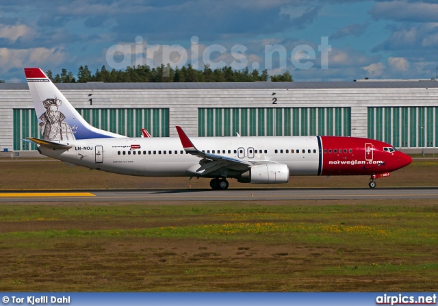 LN-NOJ, Boeing 737-800, Norwegian Air Shuttle