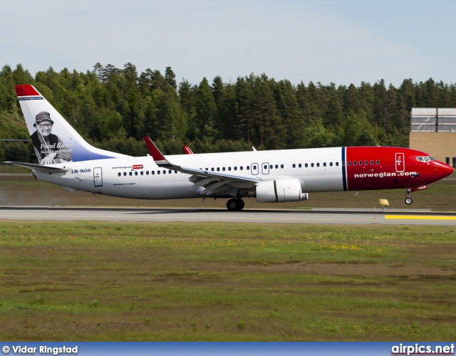 LN-NOR, Boeing 737-800, Norwegian Air Shuttle