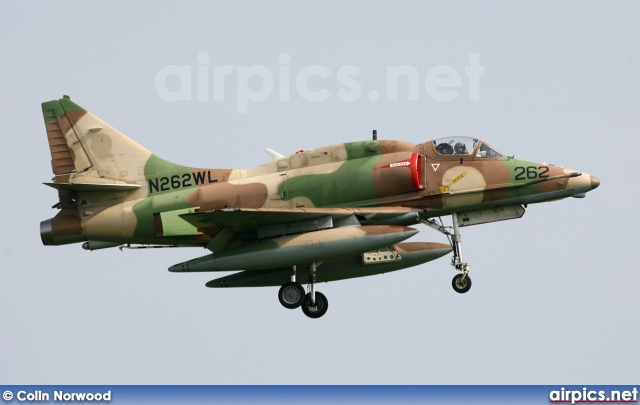 N262WL, Douglas A-4-PTM Skyhawk, Flight Systems Inc