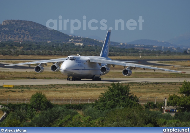 UR-82073, Antonov An-124-100 Ruslan, Antonov