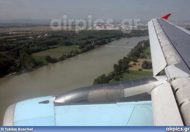 OE-LBS, Airbus A320-200, Austrian