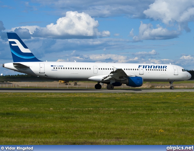 OH-LZB, Airbus A321-200, Finnair
