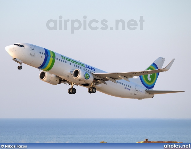 PH-HZW, Boeing 737-800, Transavia