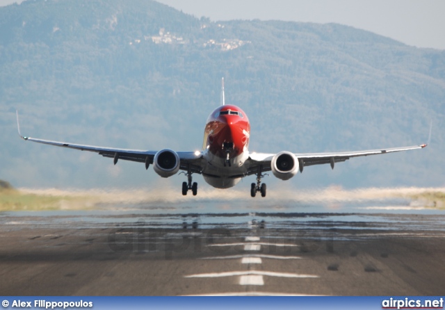 LN-DYJ, Boeing 737-800, Norwegian Air Shuttle