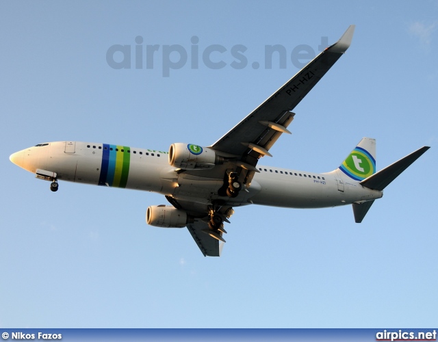 PH-HZI, Boeing 737-800, Transavia