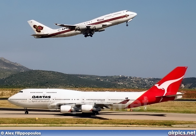 VH-OEF, Boeing 747-400ER, Qantas