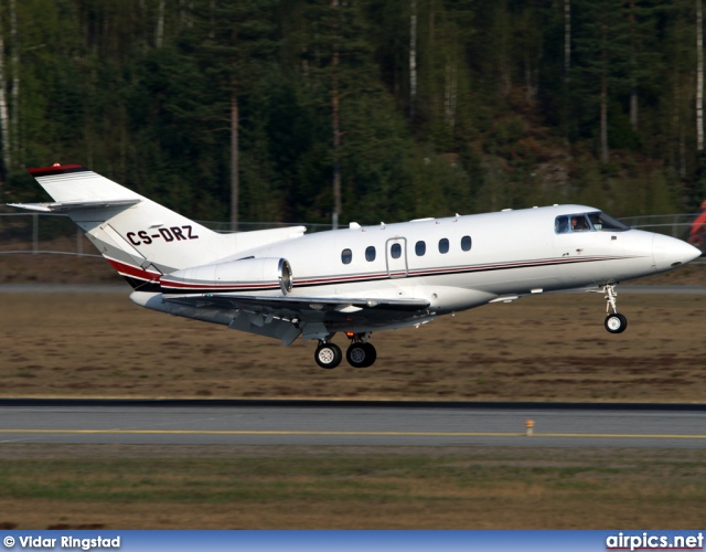 CS-DRZ, Hawker 800-XP, NetJets Europe