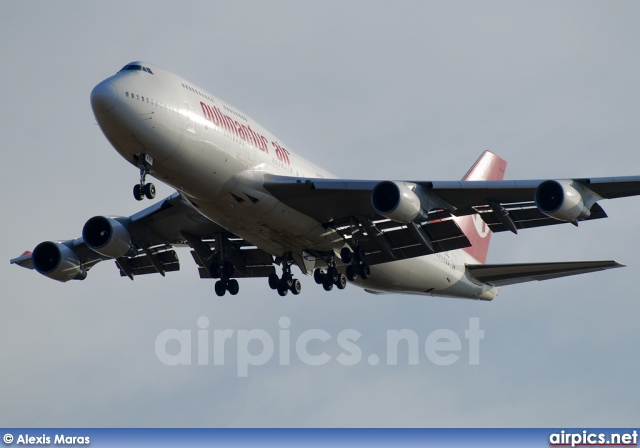 EC-KQC, Boeing 747-400, Pullmantur Air