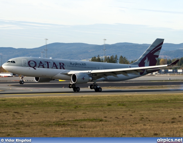 A7-ACK, Airbus A330-200, Qatar Airways