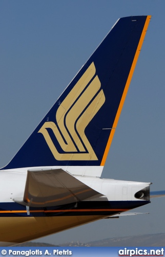 9V-SVM, Boeing 777-200ER, Singapore Airlines