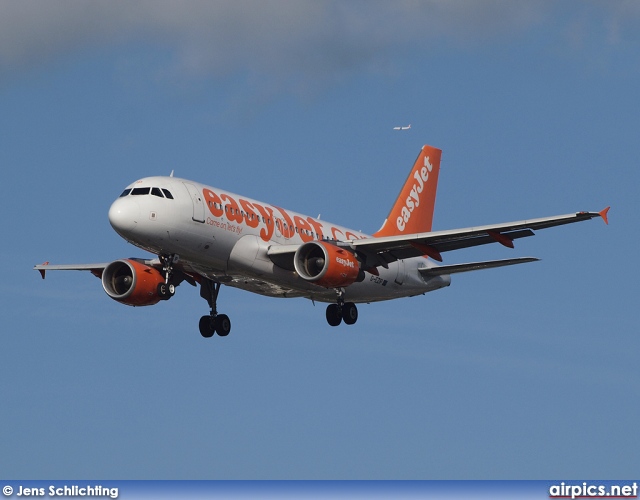 G-EZIP, Airbus A319-100, easyJet