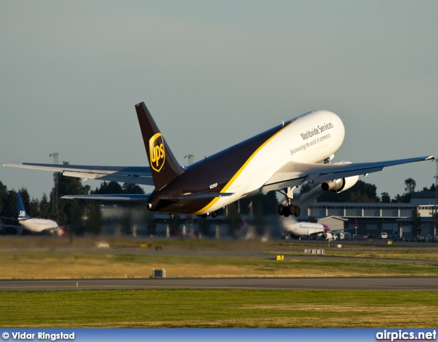 N339UP, Boeing 767-300ERF, UPS Airlines