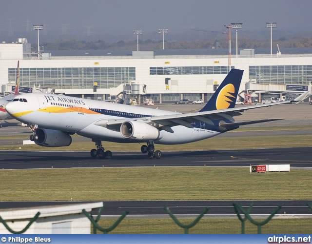 VT-JWD, Airbus A330-200, Jet Airways