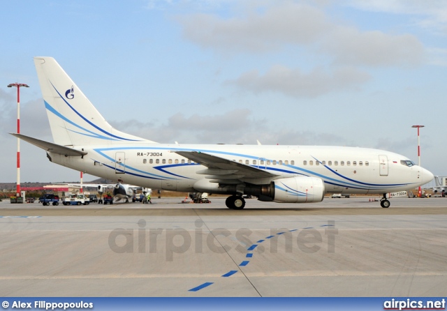 RA-73004, Boeing 737-700, Gazpromavia