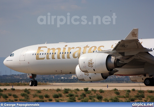 A6-ERJ, Airbus A340-500, Emirates