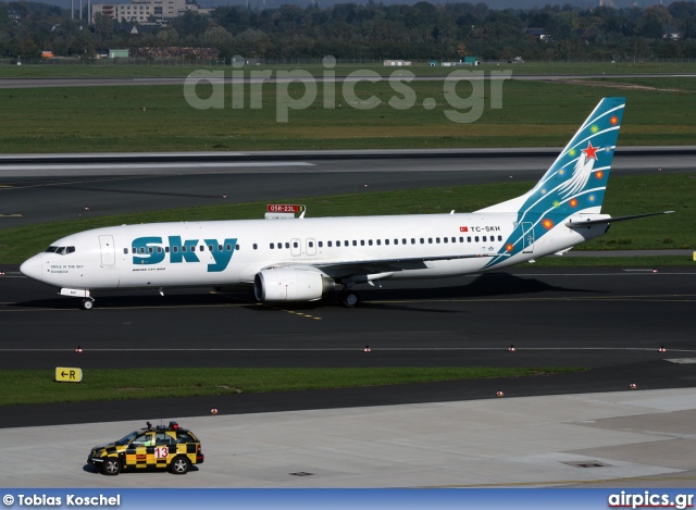 TC-SKH, Boeing 737-800, Sky Airlines