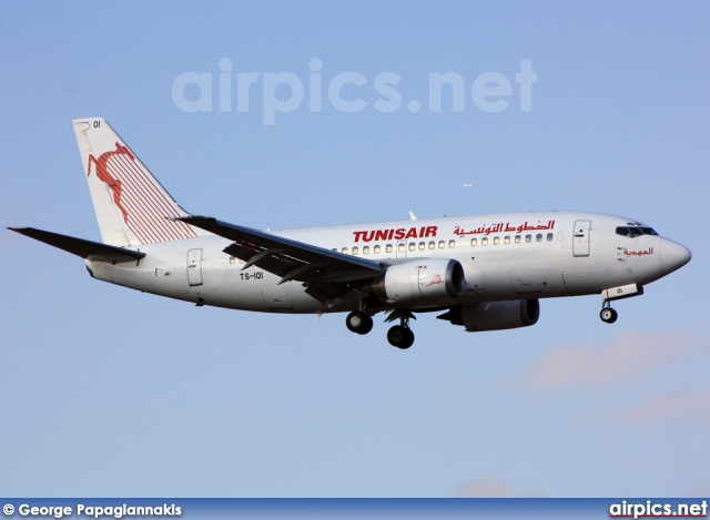 TS-IOI, Boeing 737-500, Tunis Air