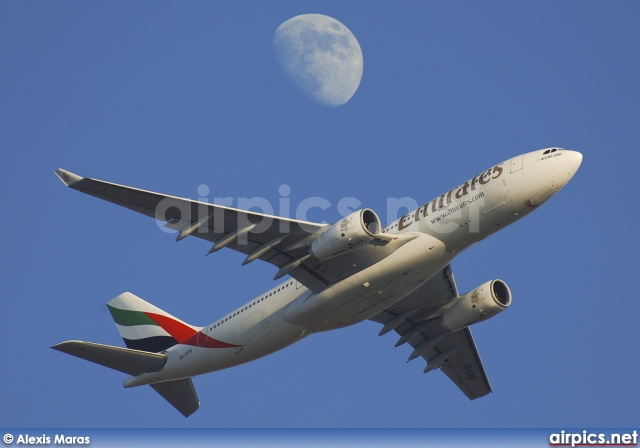 A6-EKW, Airbus A330-200, Emirates