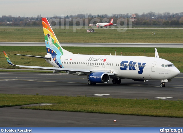 TC-SKS, Boeing 737-800, Sky Airlines