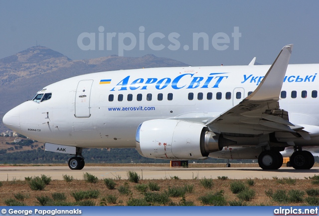 UR-AAK, Boeing 737-500, Aerosvit Airlines