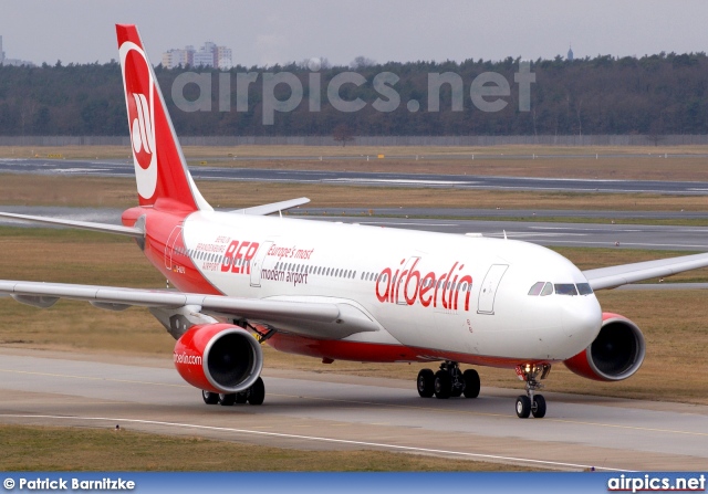 D-ALPJ, Airbus A330-200, Air Berlin