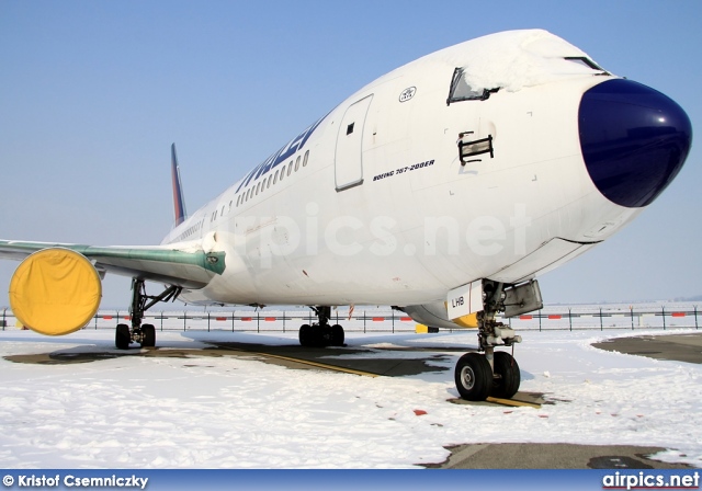 HA-LHB, Boeing 767-200ER, MALEV Hungarian Airlines