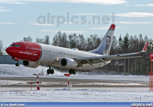 LN-DYI, Boeing 737-800, Norwegian Air Shuttle