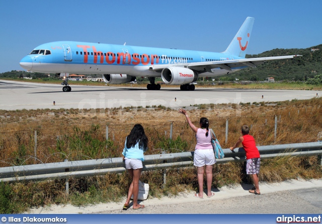 G-BYAO, Boeing 757-200, Thomsonfly