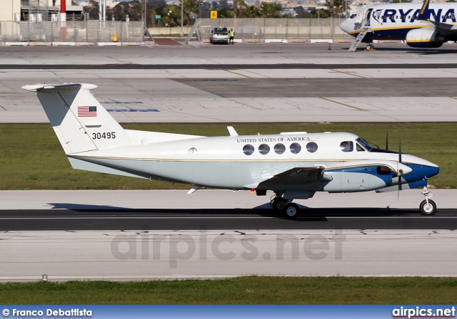 83-0495, Beechcraft C-12-D Huron, United States Air Force