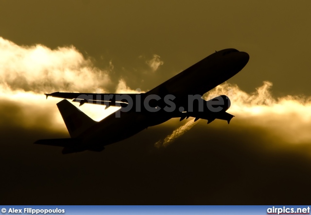 EC-KHJ, Airbus A320-200, Iberia